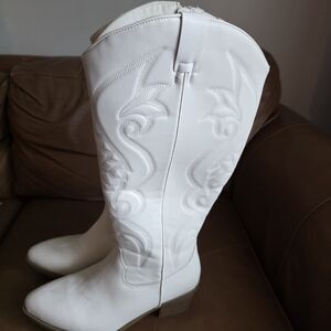 Torrid White Heeled Western Boots